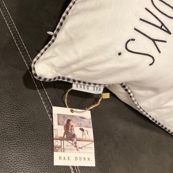 🎄Rae Dunn HOME FOR THE HOLIDAYS Accent Pillow - Picture 6 of 11